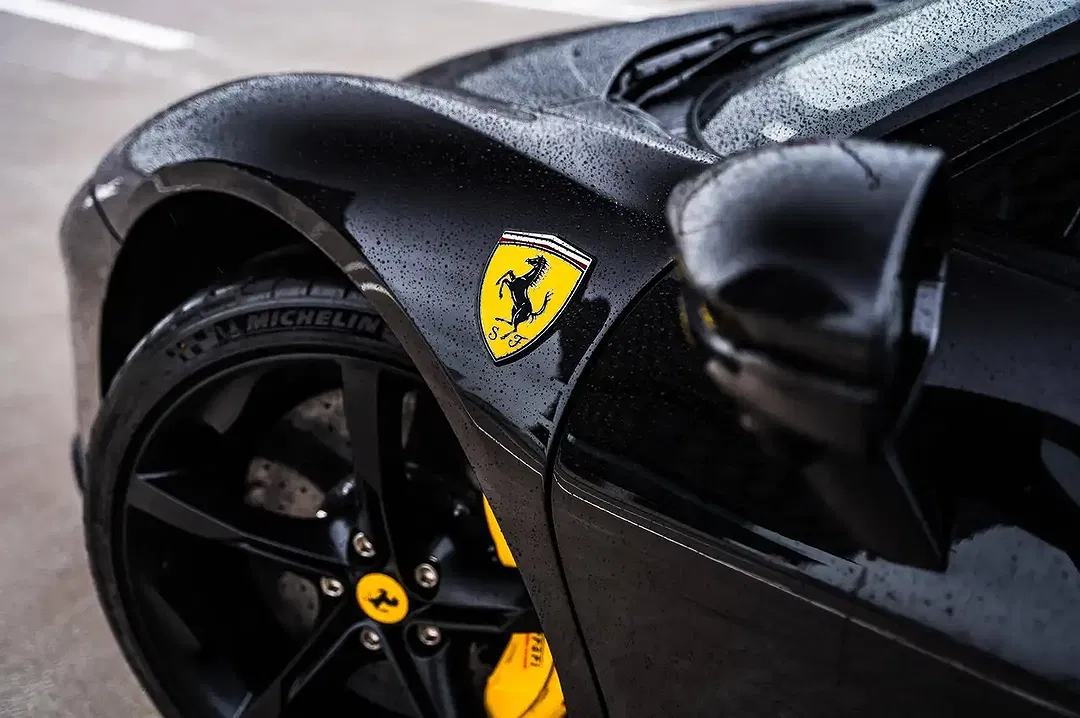 Ferrari SF90 Stradale 4.0 V8 F1 - Thumbnail 6
