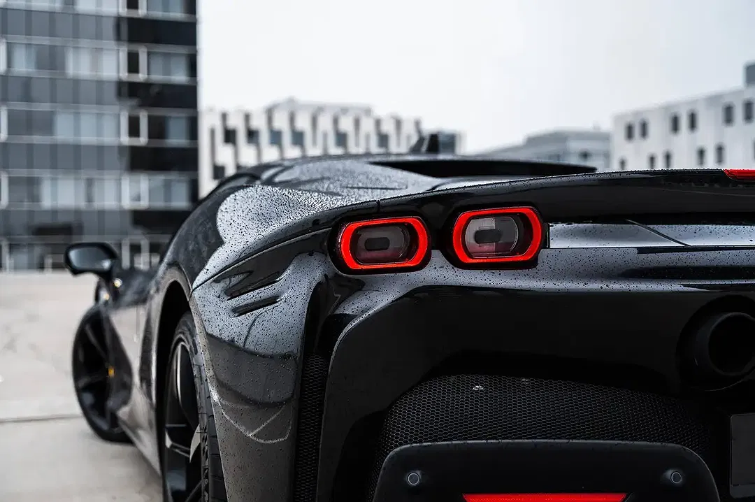 Ferrari SF90 Stradale 4.0 V8 F1 - Thumbnail 7