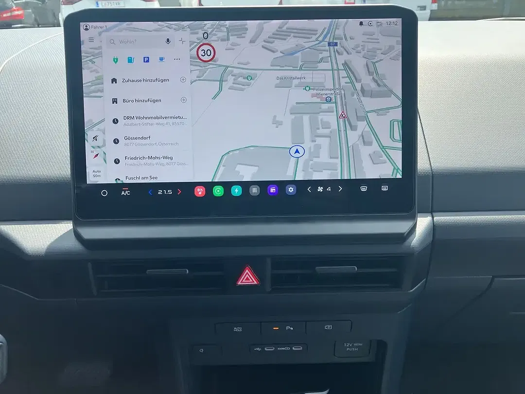 Kia PV5 Passenger Earth - Thumbnail 9
