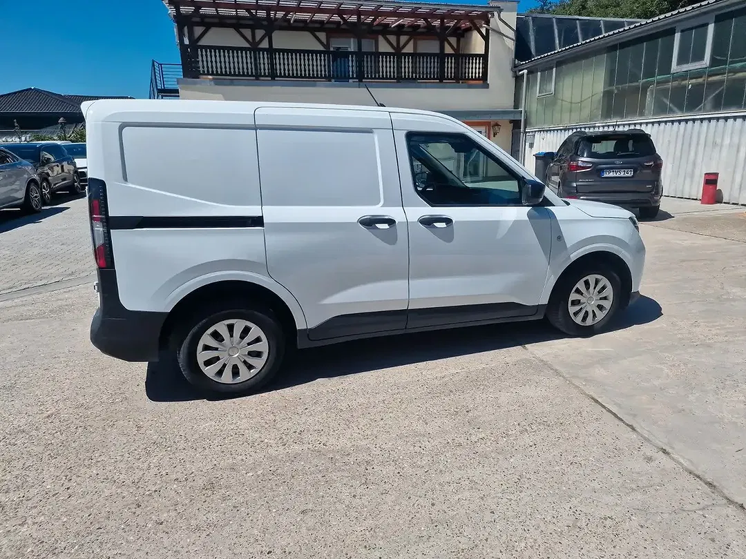 Ford Transit Courier Trend - Thumbnail 8
