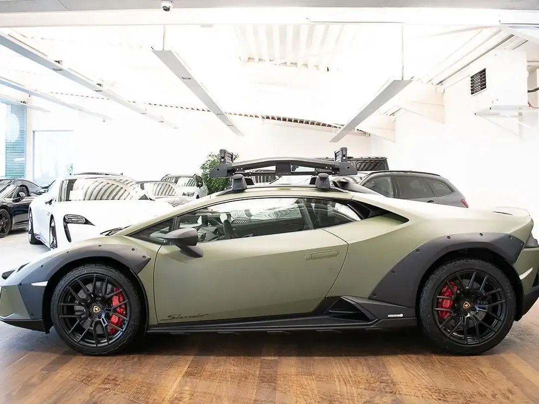 Lamborghini Huracán V10 Sterrato - Thumbnail 6