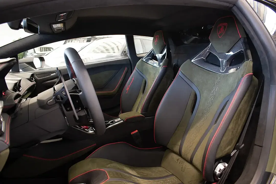 Lamborghini Huracán V10 Sterrato - Thumbnail 8