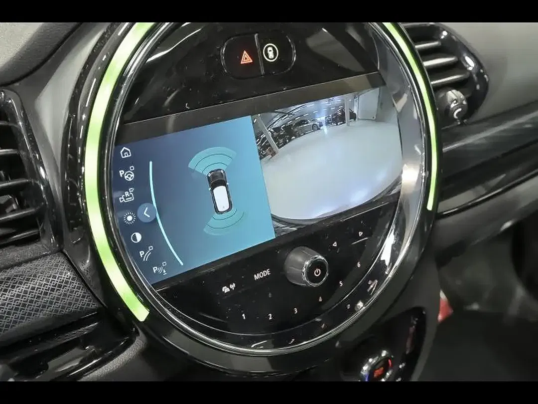 MINI Cooper Clubman - Thumbnail 15