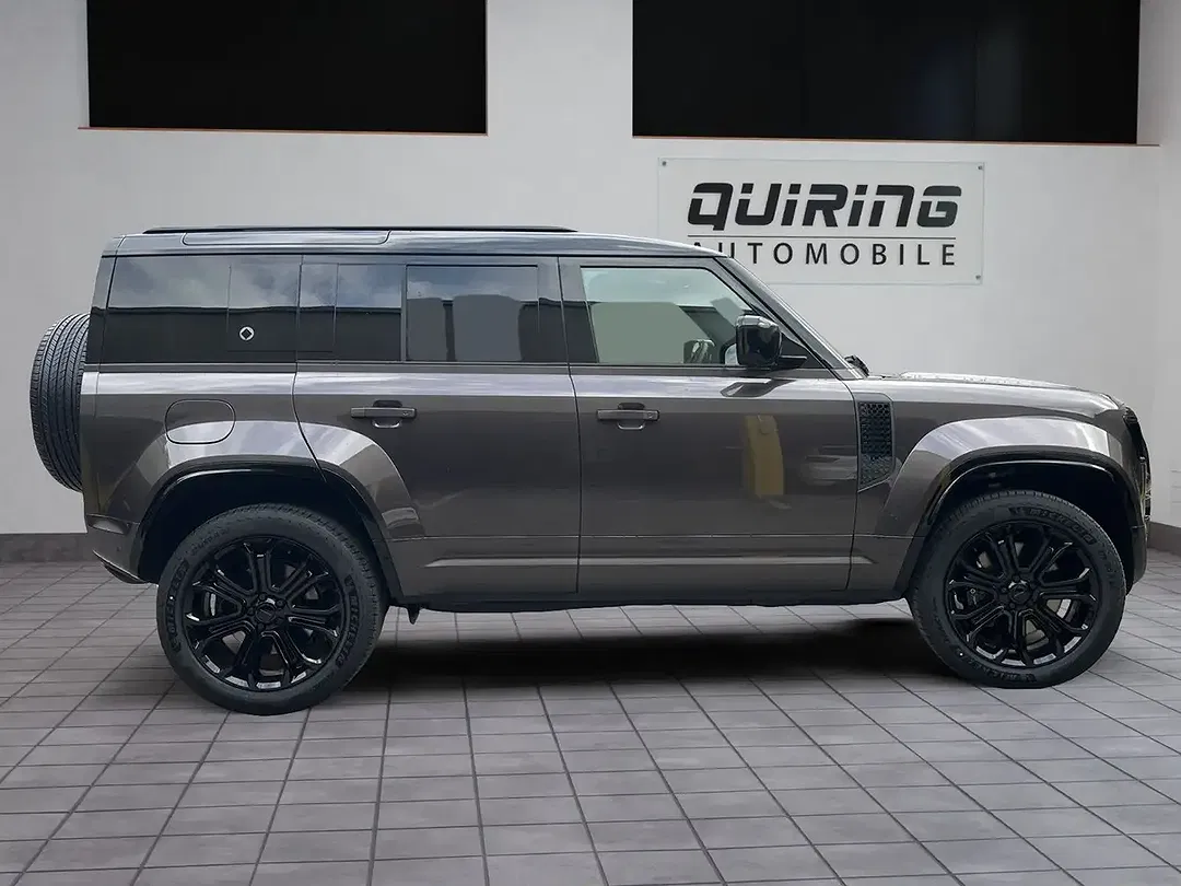 Land Rover Defender P635 4.4 OCTA - Thumbnail 8