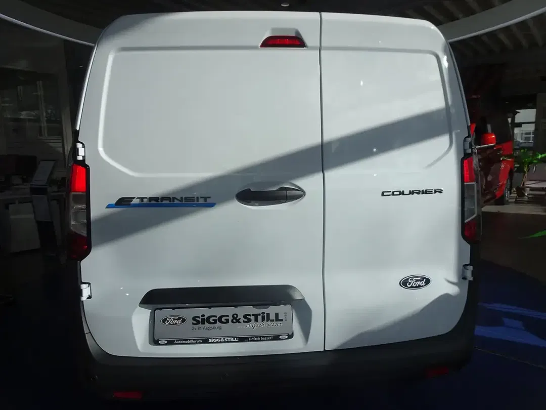 Ford Transit Courier Trend - Thumbnail 8