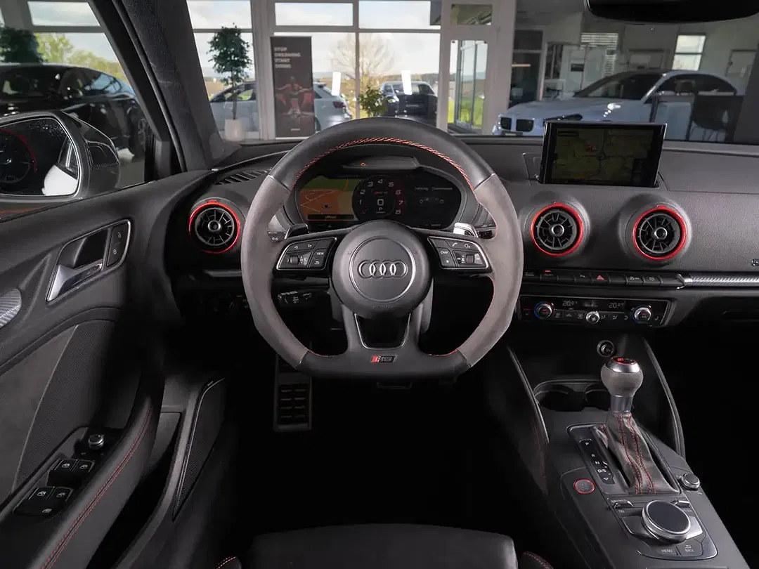 Audi RS3 2.5 TFSI quattro - Thumbnail 12
