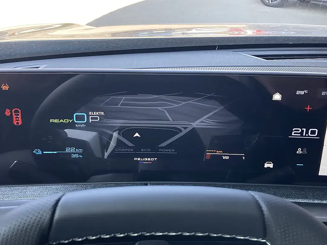 Peugeot 5008 225 AUT PHEV GT Exclusive - Thumbnail 10