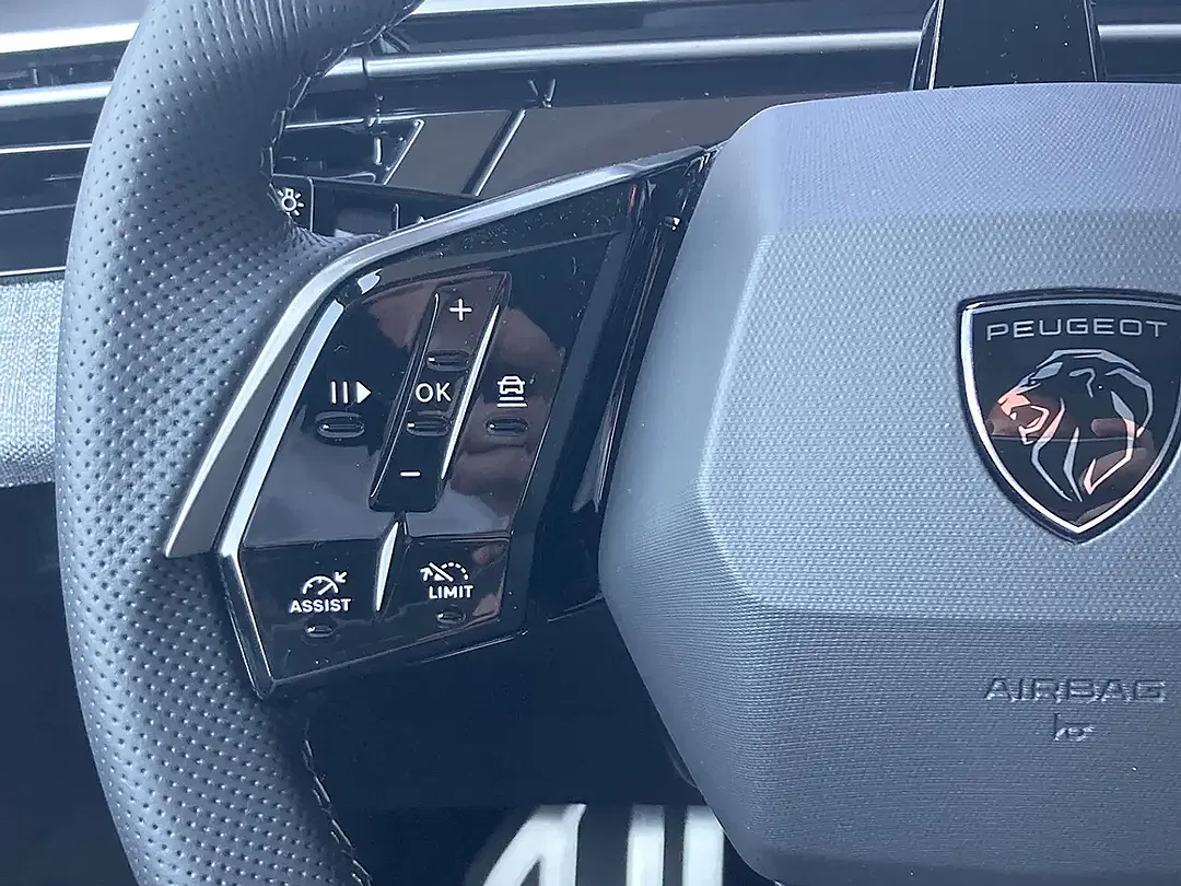 Peugeot 5008 225 AUT PHEV GT Exclusive - Thumbnail 8