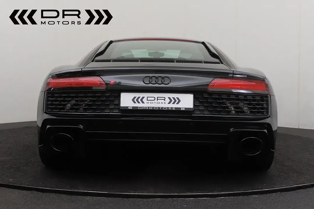 Audi R8 V10 - Thumbnail 10