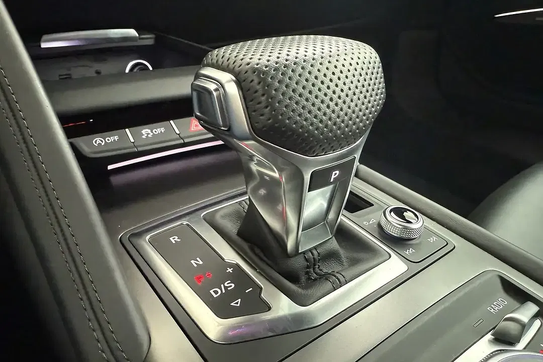 Audi R8 V10 - Thumbnail 17