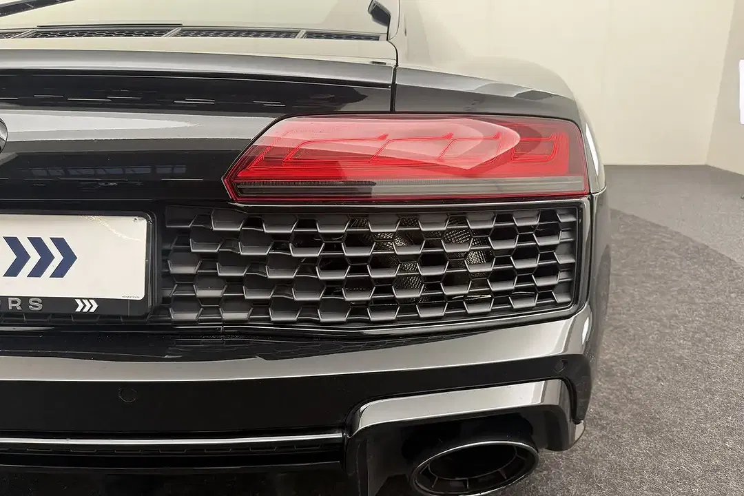 Audi R8 V10 - Thumbnail 27