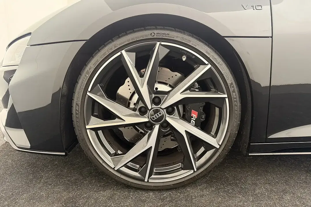 Audi R8 V10 - foto 28