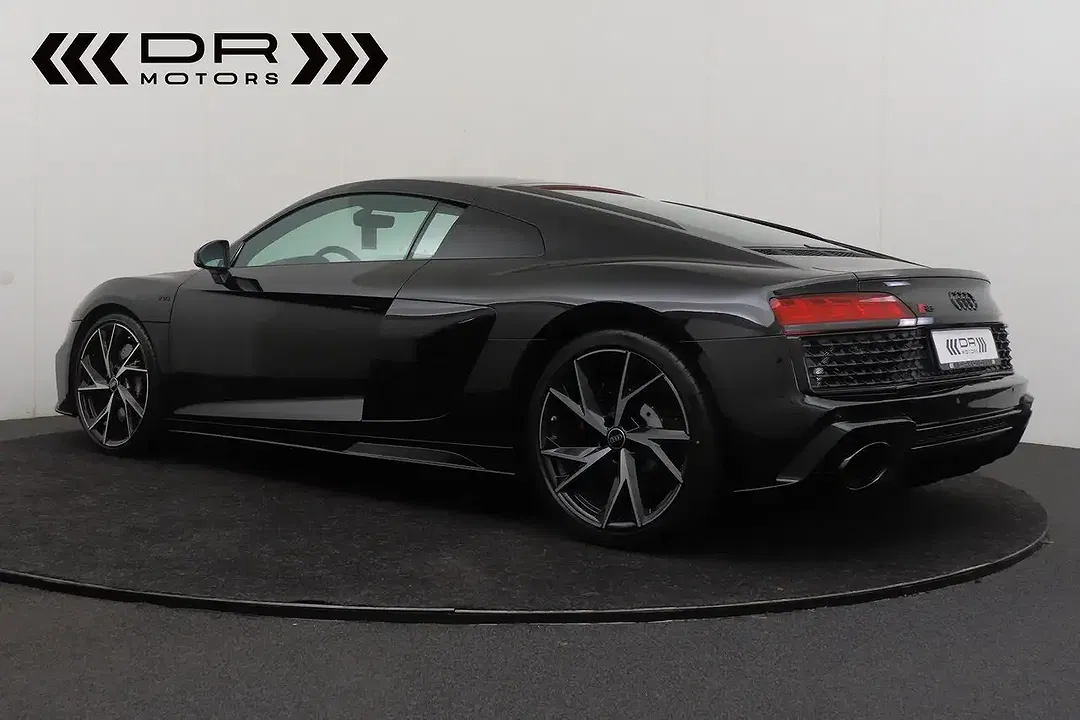 Audi R8 V10 - Thumbnail 3