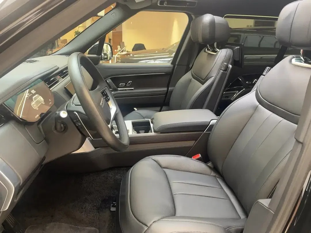 Land Rover Range Rover LWB Autobiography - Thumbnail 8