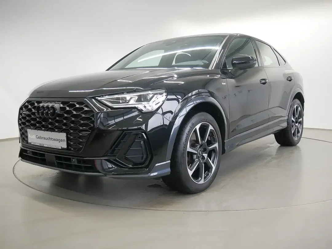 Audi Q3 40 TDI quattro Matrix LED Sportback S line - Afbeelding 1