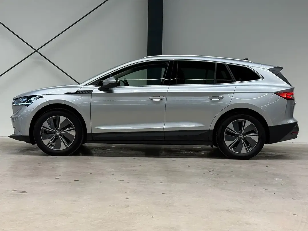 Skoda Enyaq 80x Loft - foto 2