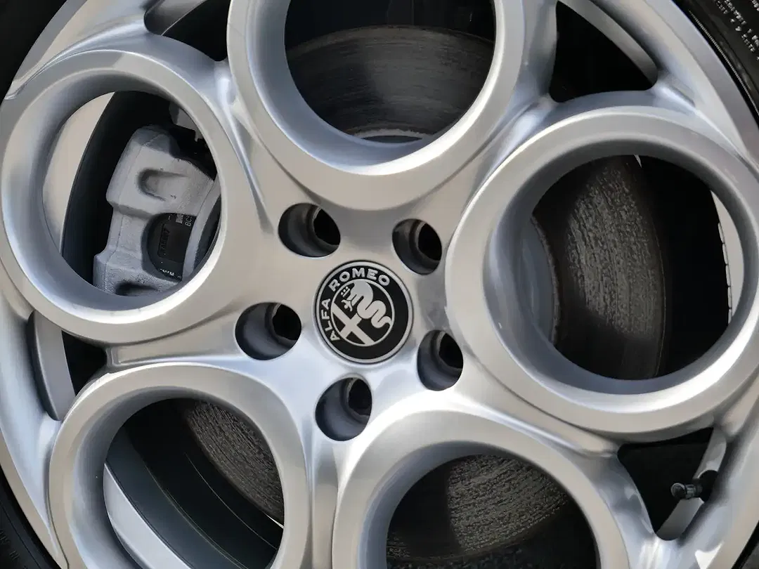 Alfa Romeo Tonale PHEV Q4 Sprint - Thumbnail 10