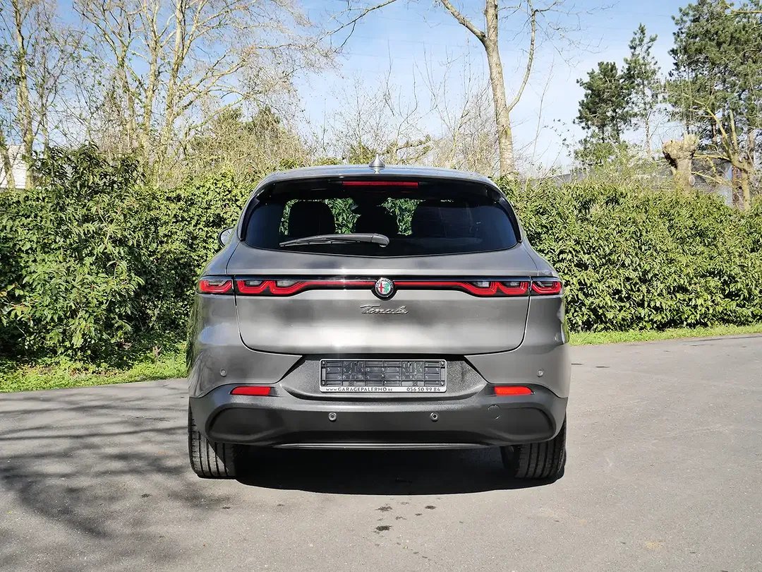 Alfa Romeo Tonale PHEV Q4 Sprint - Thumbnail 12