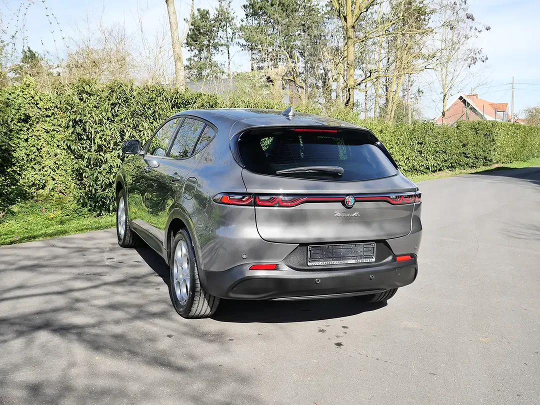 Alfa Romeo Tonale PHEV Q4 Sprint - Thumbnail 13