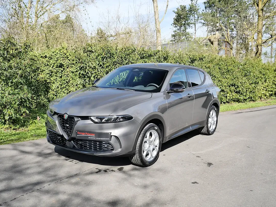 Alfa Romeo Tonale PHEV Q4 Sprint - Thumbnail 5