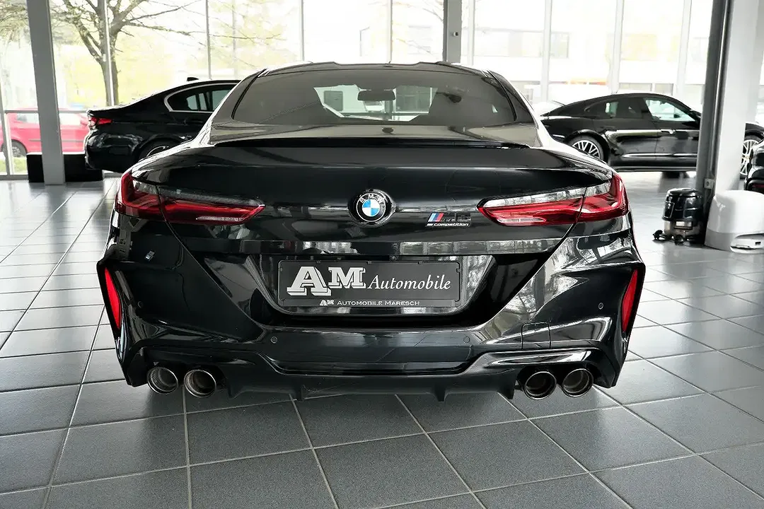 BMW M8 Competition - Thumbnail 3