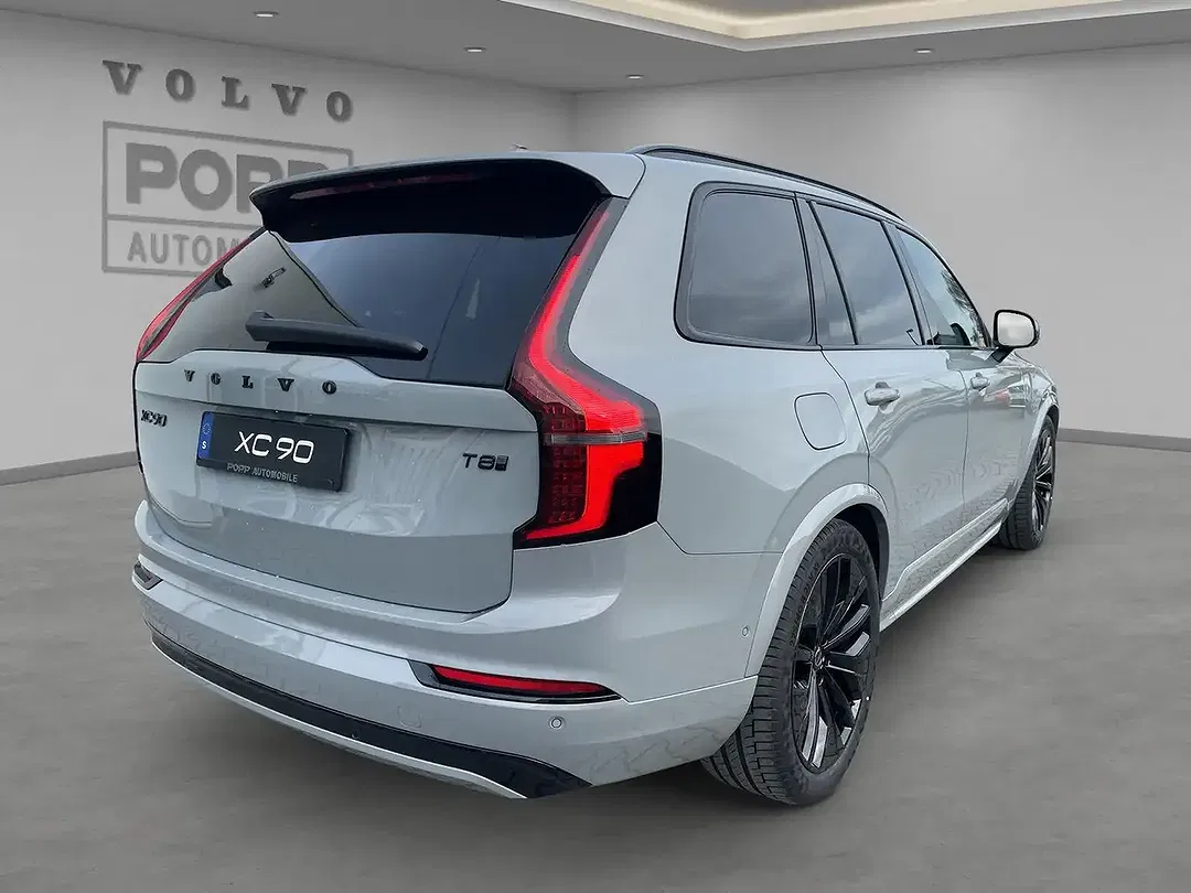 Volvo XC90 T8 AWD Ultra Black Edition - Thumbnail 5