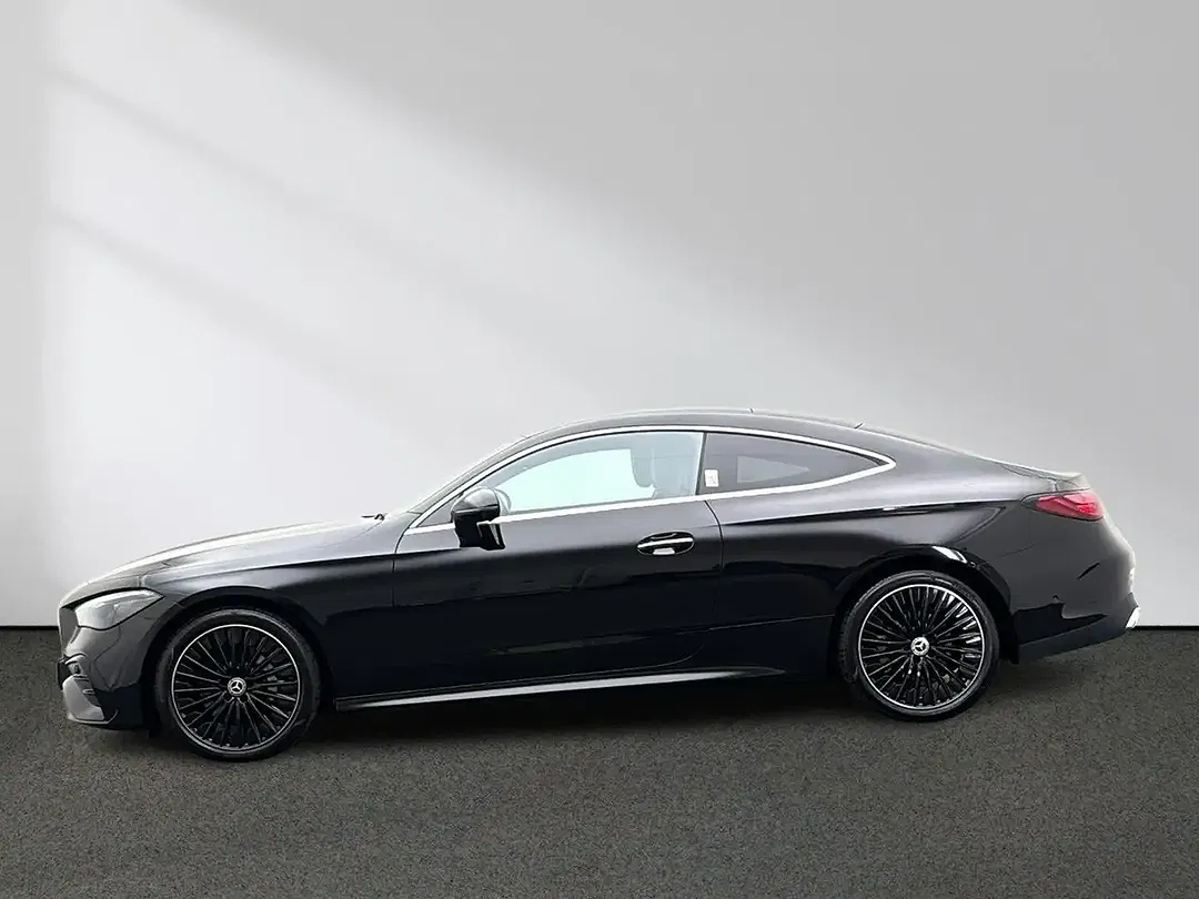 Mercedes-Benz CLE 300 4MATIC AMG Premium - foto 2