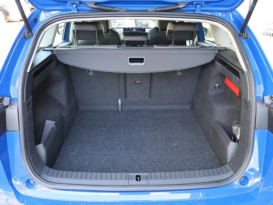 Skoda Enyaq 50 Loft - Thumbnail 12