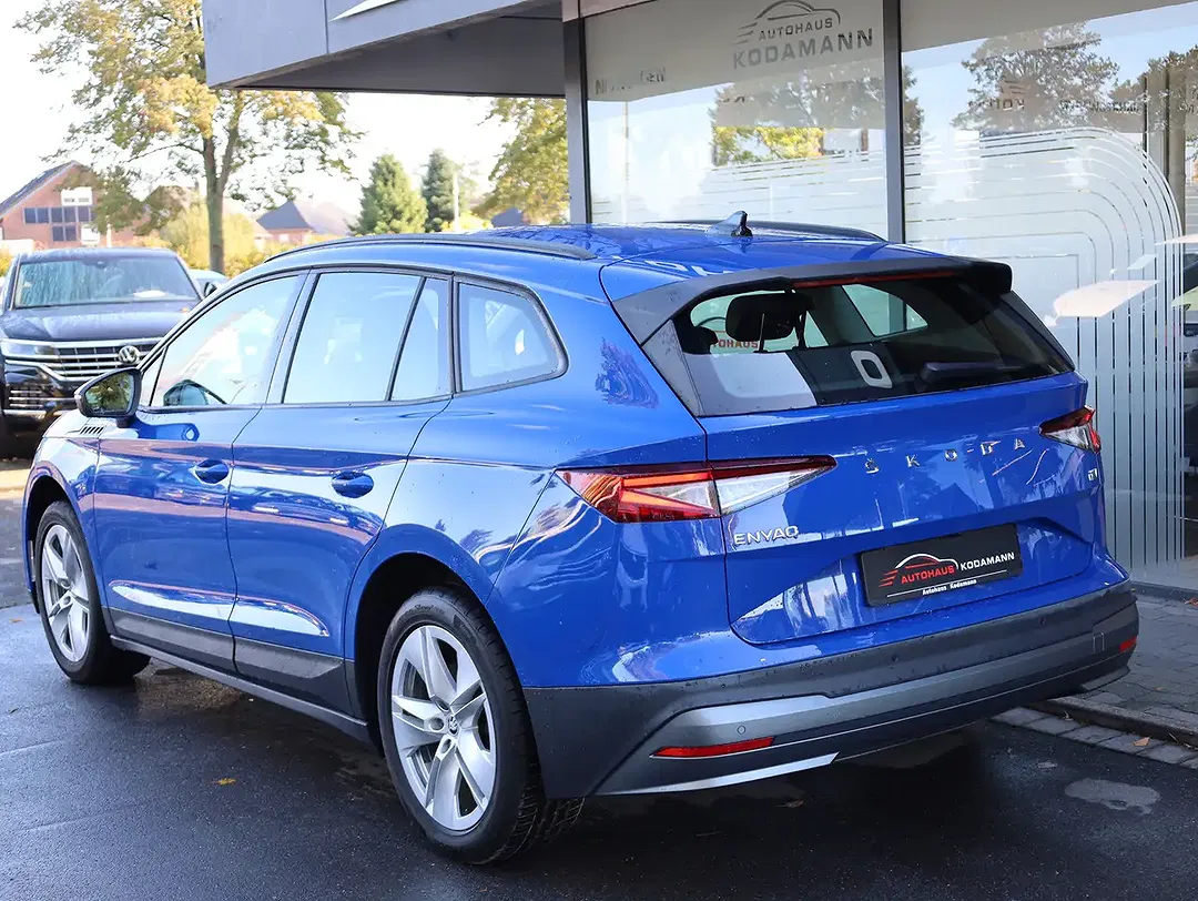 Skoda Enyaq 50 Loft - Thumbnail 8