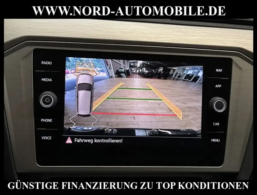 Volkswagen Passat Variant 2.0 TDI - Thumbnail 25