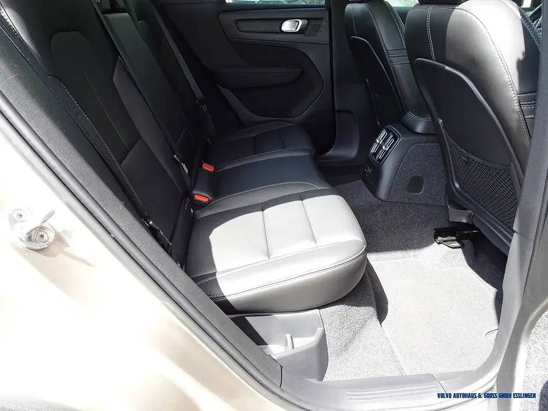 Volvo XC40 T5 Geartronic Recharge Ultimate Dark - Thumbnail 11