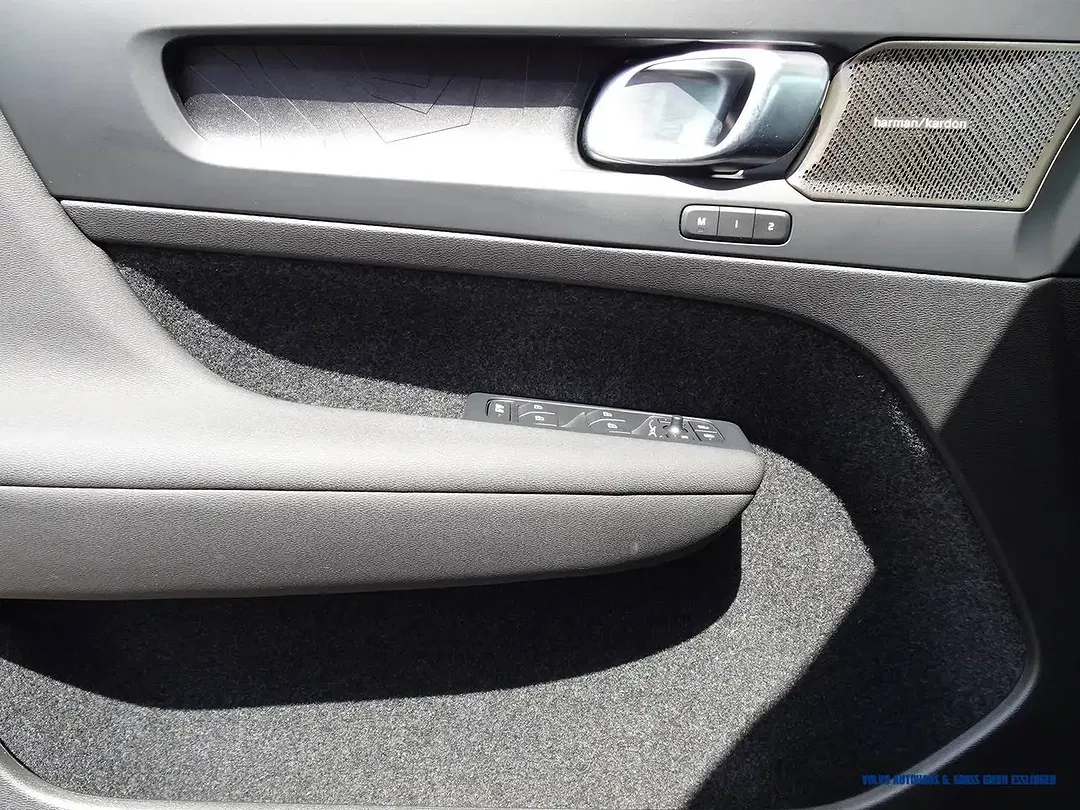 Volvo XC40 T5 Geartronic Recharge Ultimate Dark - Thumbnail 8