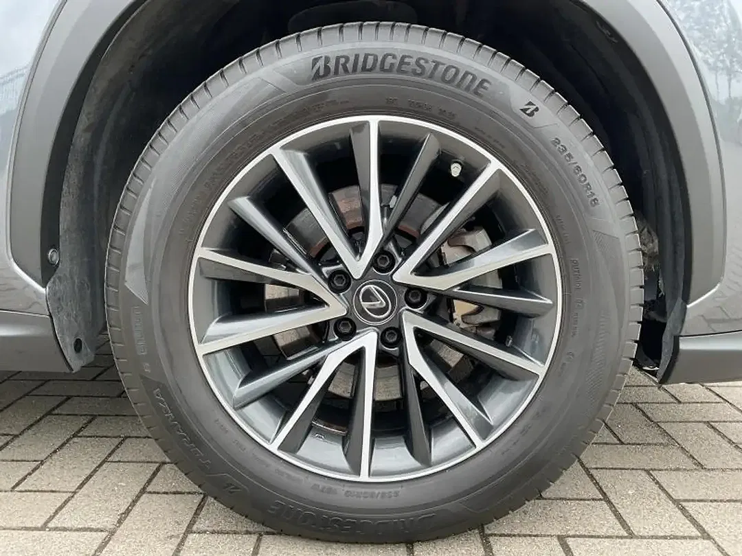 Lexus NX 350h Executive Line - Thumbnail 13