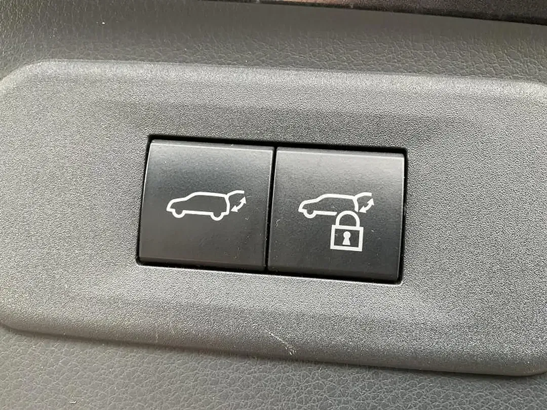 Lexus NX 350h Executive Line - Thumbnail 23