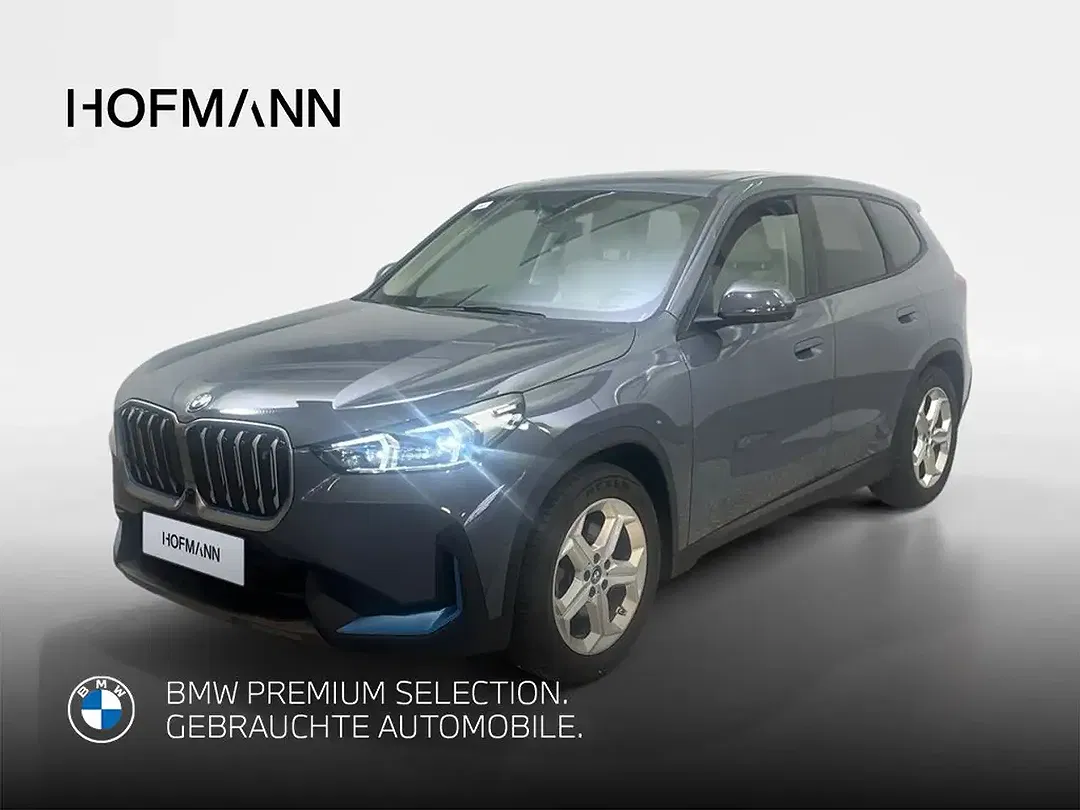BMW iX1 - Thumbnail 1