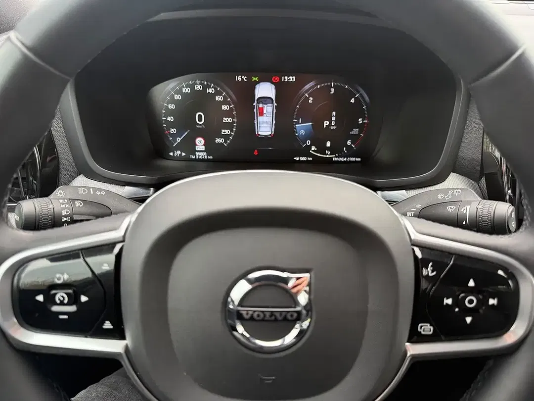 Volvo V60 R-Design - foto 14