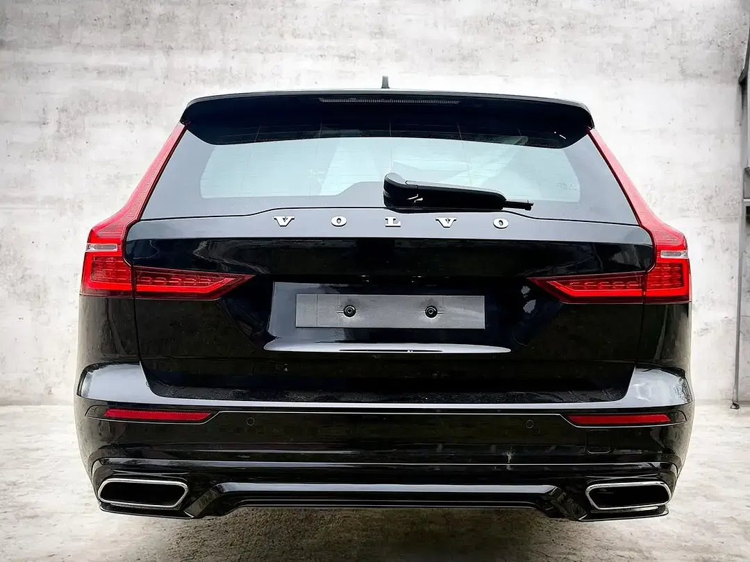 Volvo V60 R-Design - Thumbnail 5