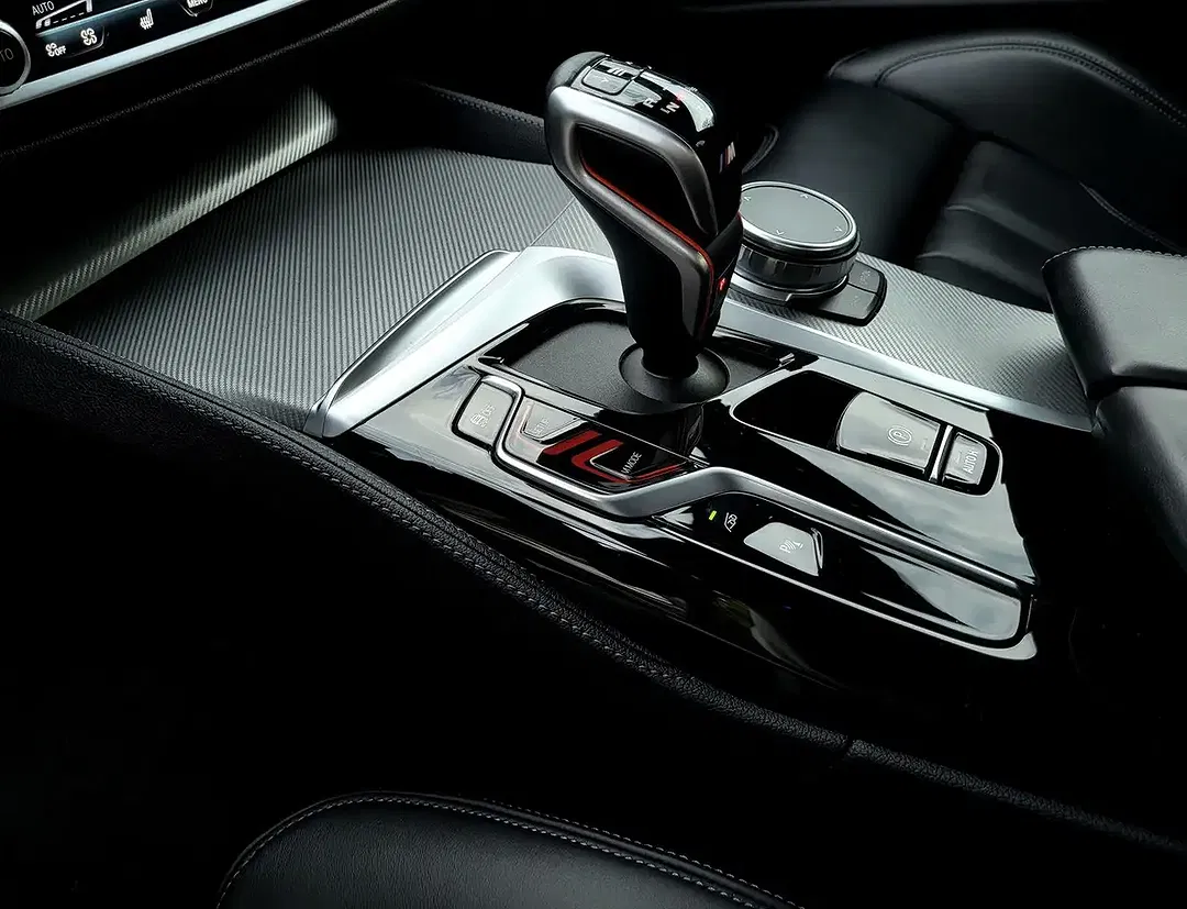 BMW M5 Competition - Thumbnail 13