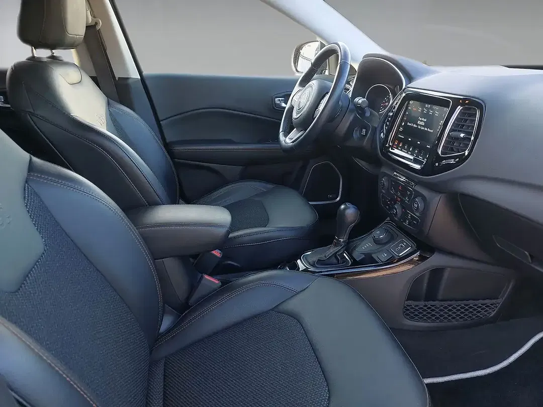 Jeep Compass 4x4 Limited - Thumbnail 4