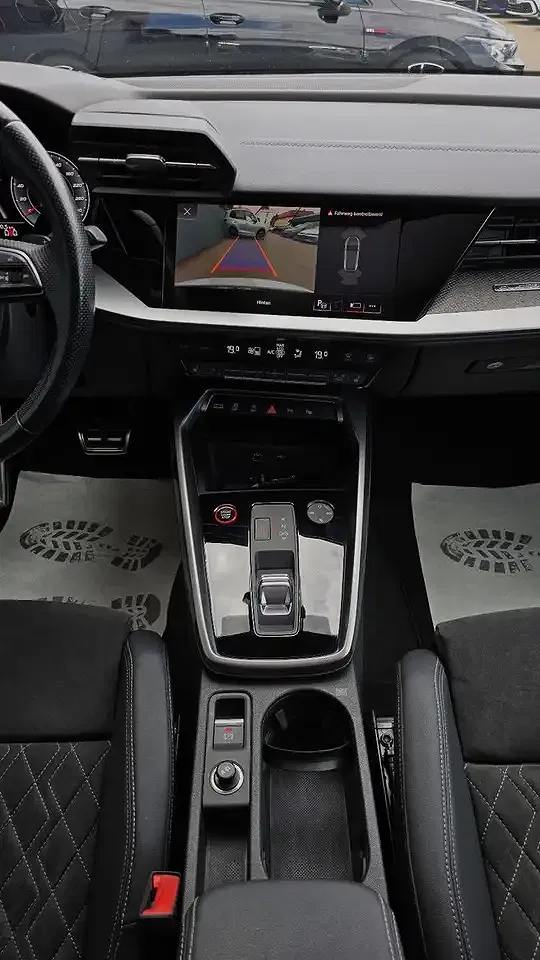 Audi S3 TFSI S tronic quattro Matrix LED Sportback - Thumbnail 11