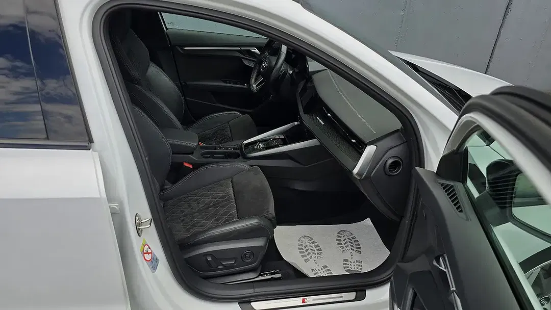 Audi S3 TFSI S tronic quattro Matrix LED Sportback - Thumbnail 7