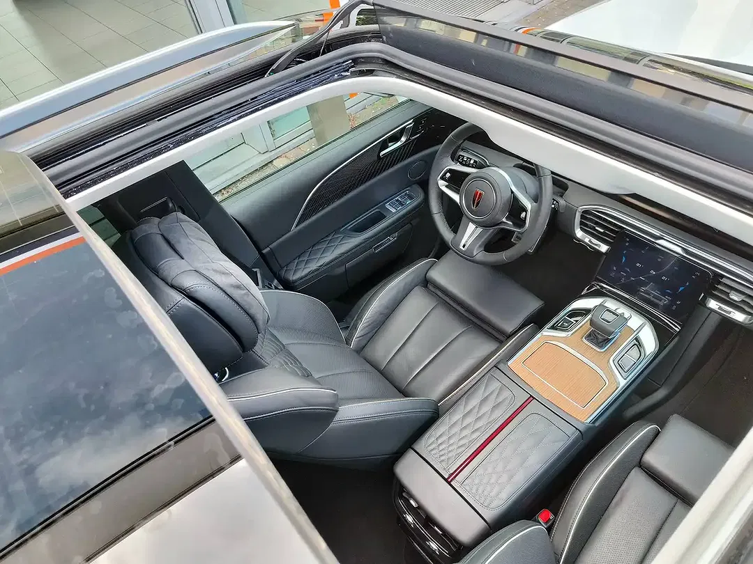 Hongqi E-HS9 - Thumbnail 12