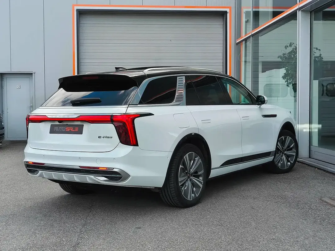 Hongqi E-HS9 - Thumbnail 3