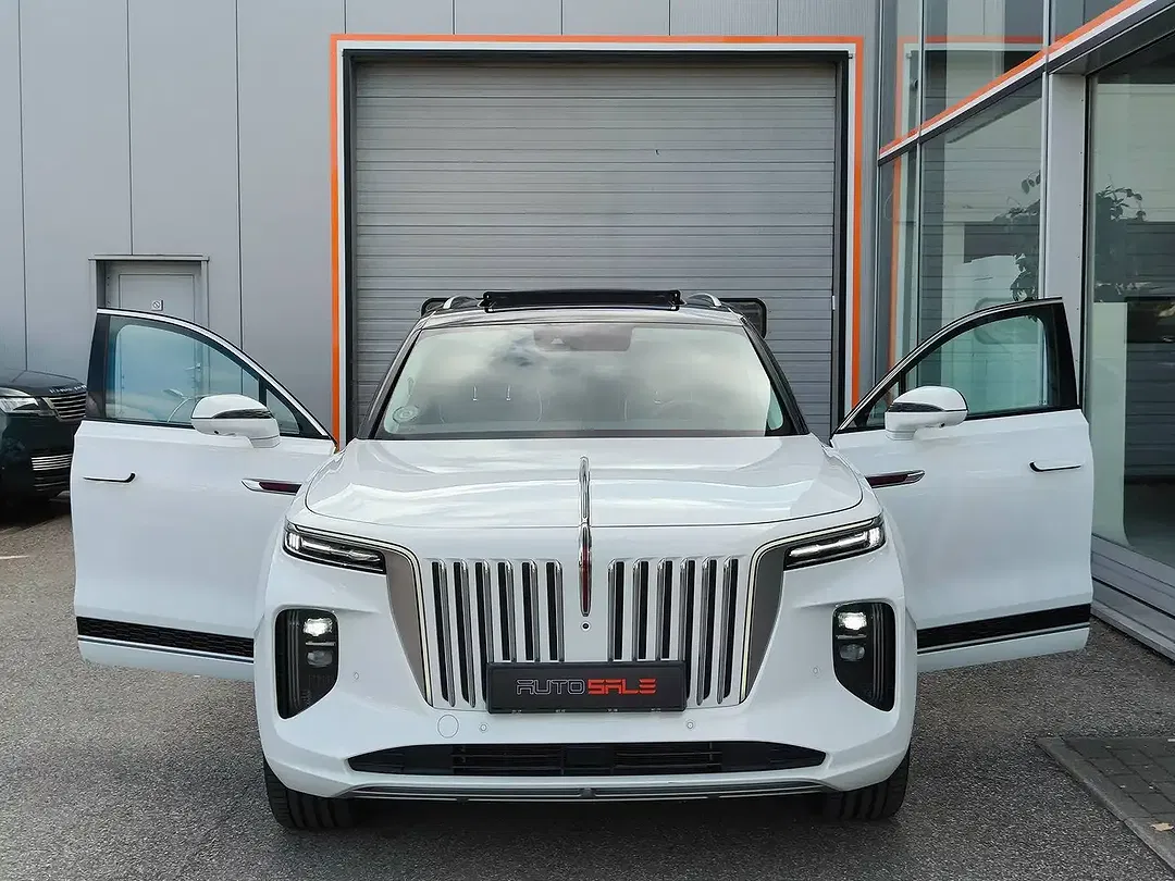 Hongqi E-HS9 - Thumbnail 5