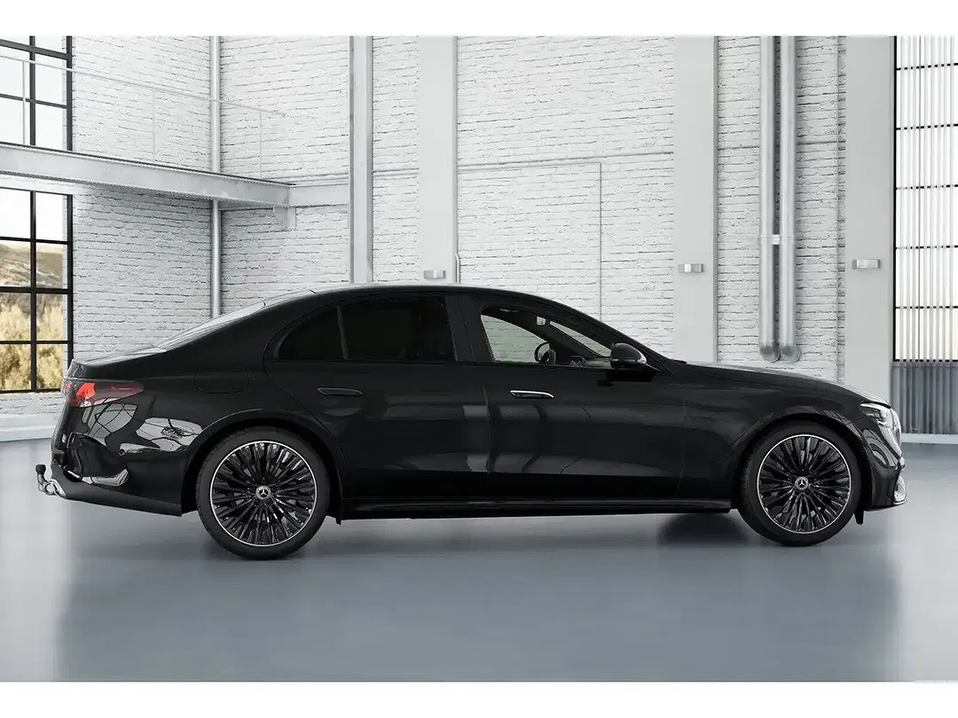 Mercedes-Benz E 220 - Thumbnail 9