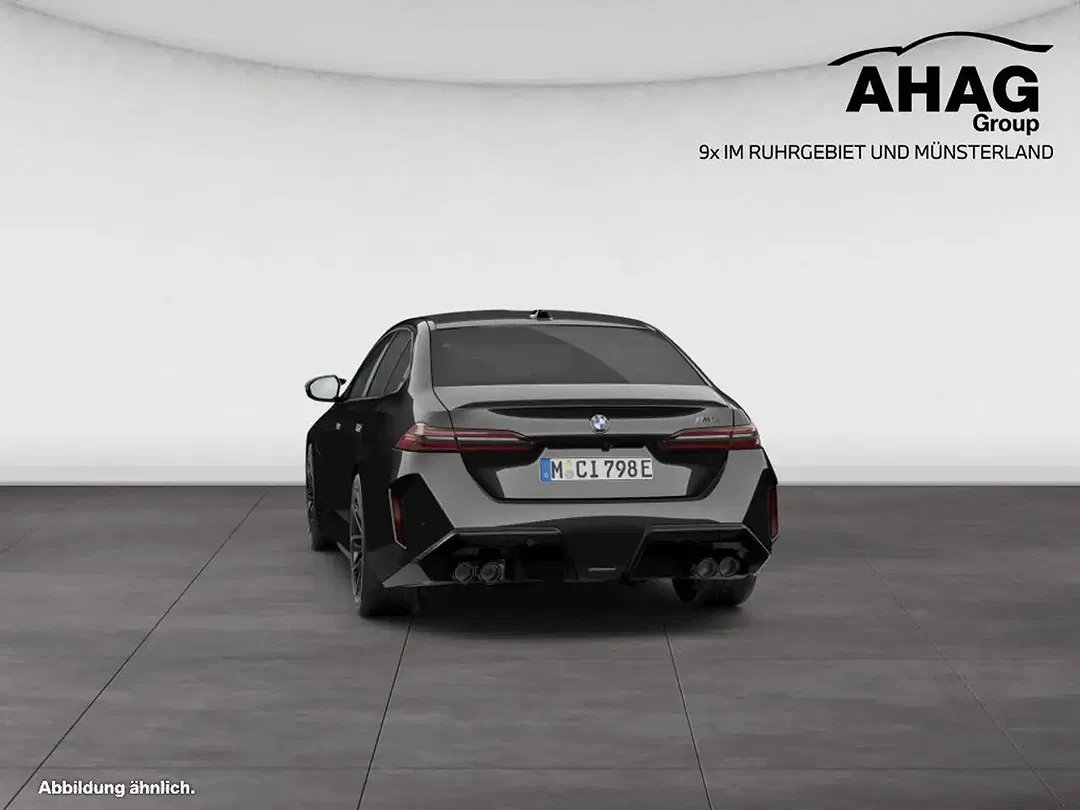 BMW M5 - Thumbnail 7
