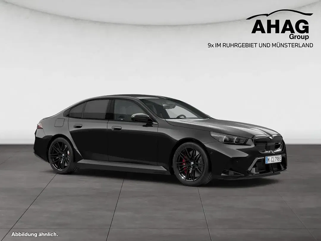 BMW M5 - Thumbnail 9