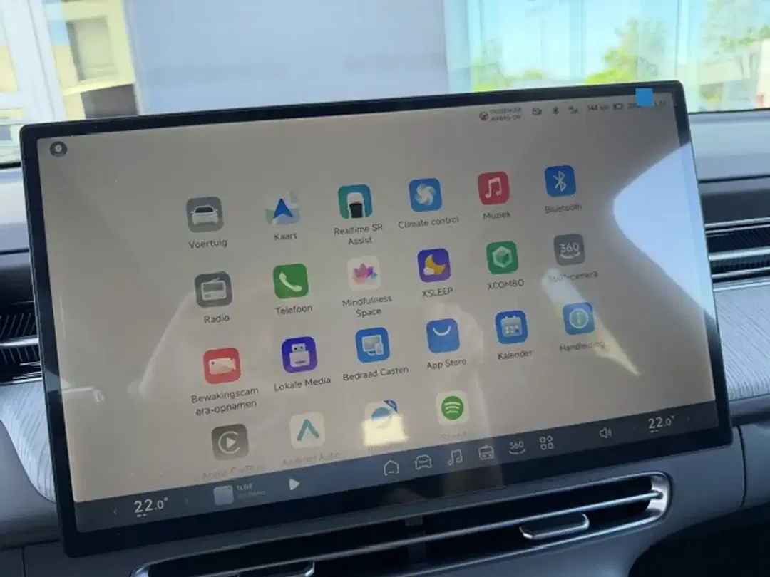Xpeng G6 AWD Performance Black Edition Premium - Thumbnail 14