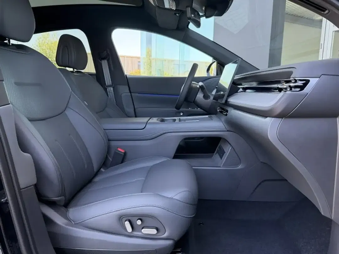 Xpeng G6 AWD Performance Black Edition Premium - Thumbnail 18
