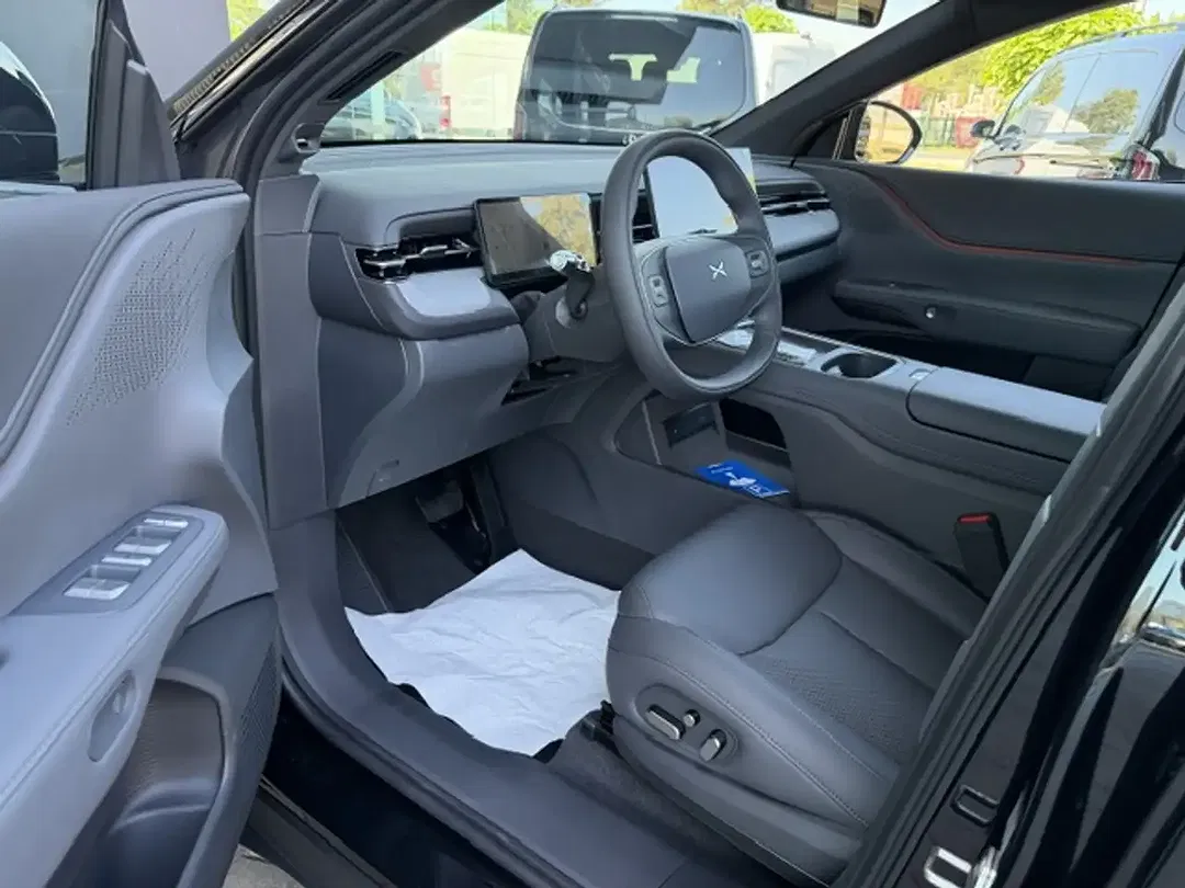 Xpeng G6 AWD Performance Black Edition Premium - Thumbnail 7
